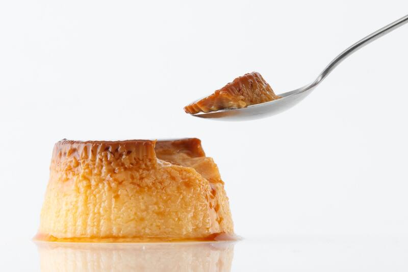 Solo se necesitan cinco ingredientes para hacer este rico postre.