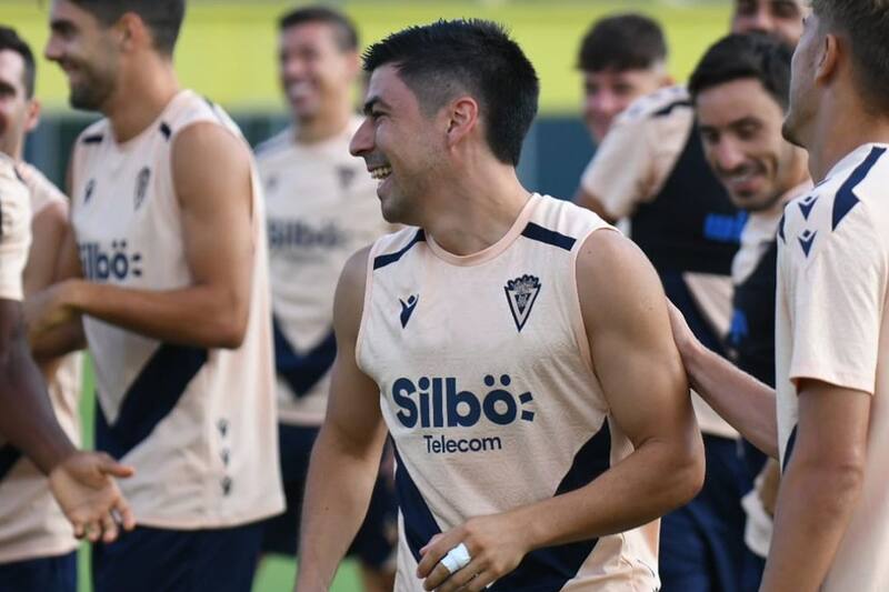volvió a los entrenamientos con el Cádiz.