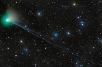 Cometa verde pasará por la Tierra después de 50 mil años: ¿Cuándo y dónde se verá en Chile?