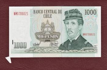 Numismática: Billete fallado de mil pesos se vende en $350.000 chilenos