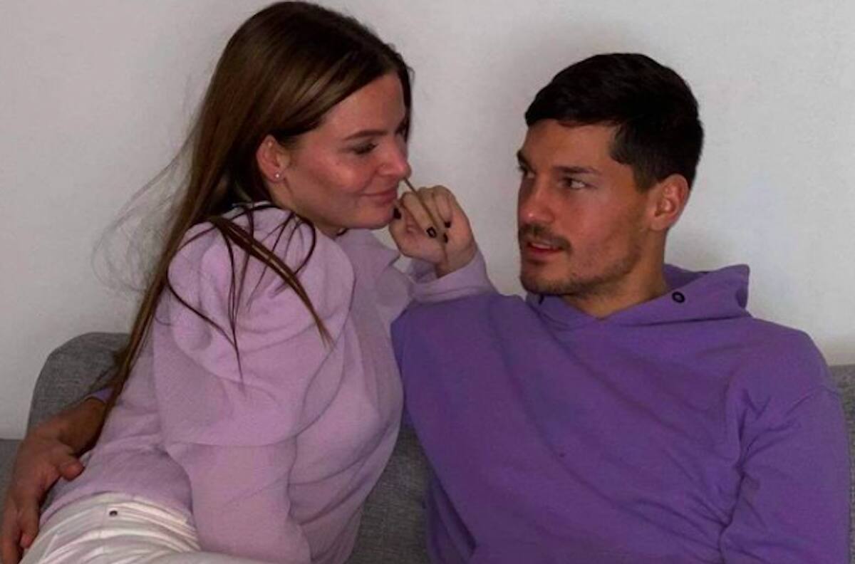 Miiko Albornoz y su novia ya están listos para vivir el primer encuentro de Colo Colo 2021