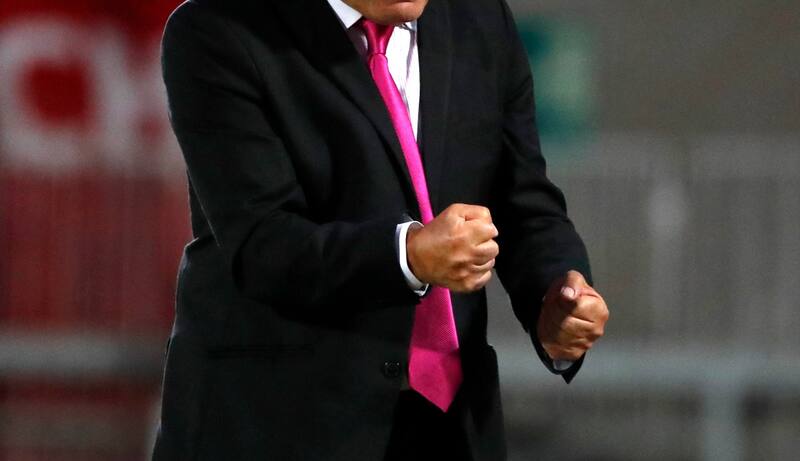 Los técnicos que buscan una chance en nuestro fútbol.