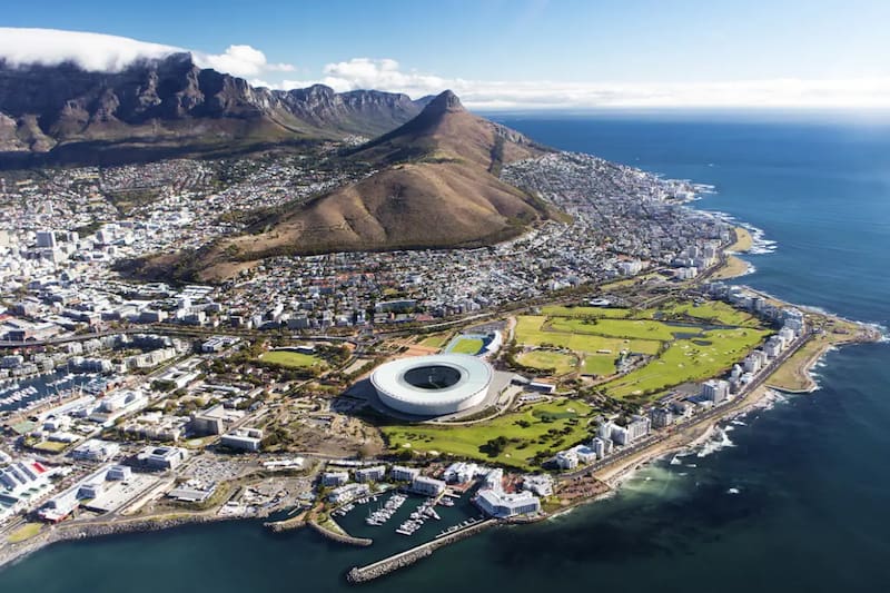 Ciudad del Cabo, en Sudáfrica, se alza como uno de los destinos con inusitado interés por parte de los chilenos.