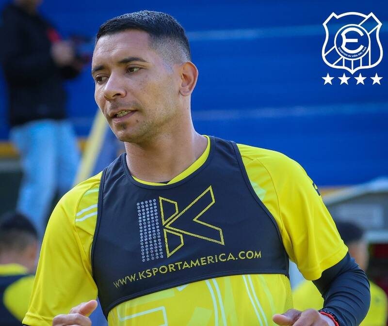 El delantero ya entrena en Everton.