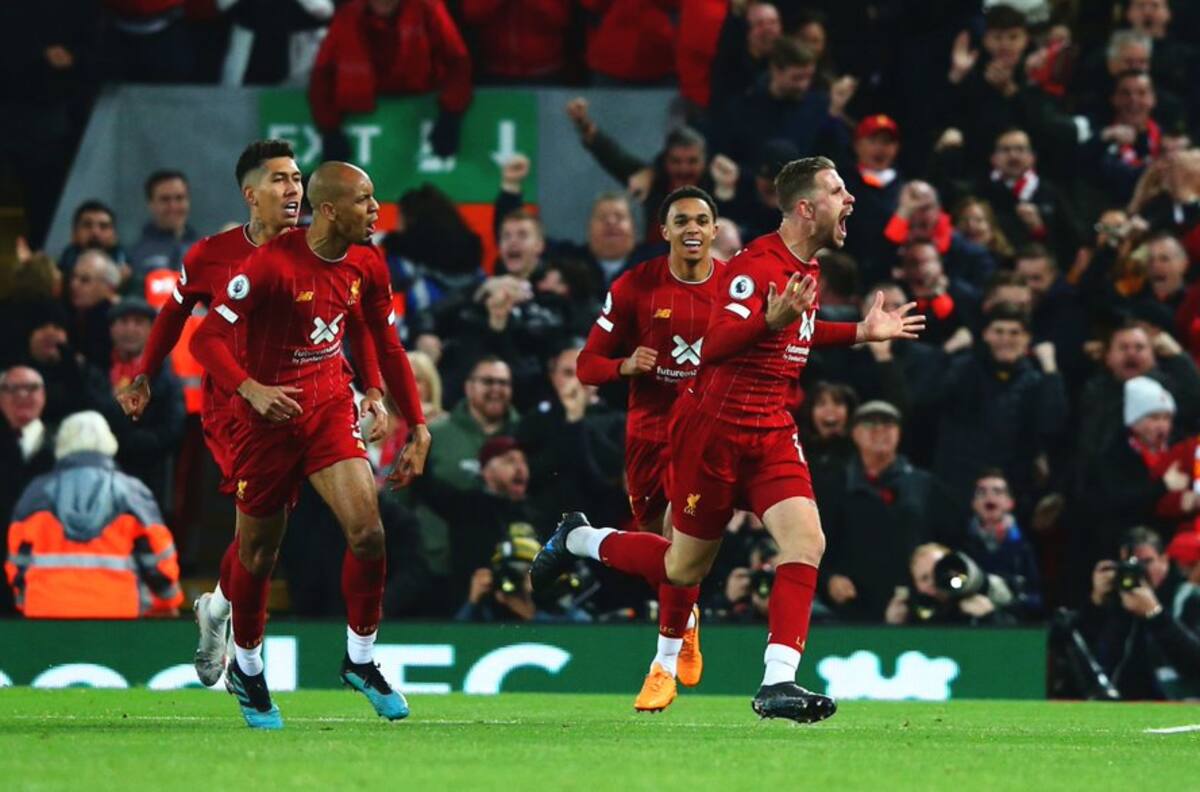 Liverpool derrotó al Tottenham y se mantiene firme en el liderato