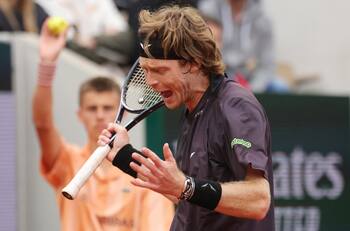 ¡Primera gran sorpresa en Roland Garros! Uno de los grandes favoritos perdió en tercera ronda