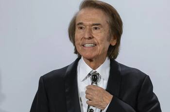 Raphael se encuentra internado tras sufrir fallo cardiovascular en plena entrevista