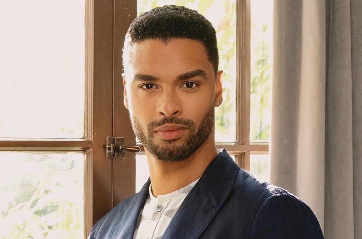 Según un análisis científico: Regé-Jean Page es catalogado como el hombre más hermoso del mundo