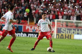 Error terrible: Toluca confundió a Claudio Baeza con otro jugador en su presentación en redes
