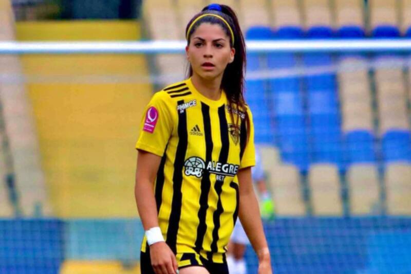 La mediocampista Melissa Bustos es nuevo refuerzo de Santiago Morning.