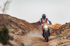 Nacho Cornejo, el mejor chileno en motos de la Etapa 2 del Rally Dakar