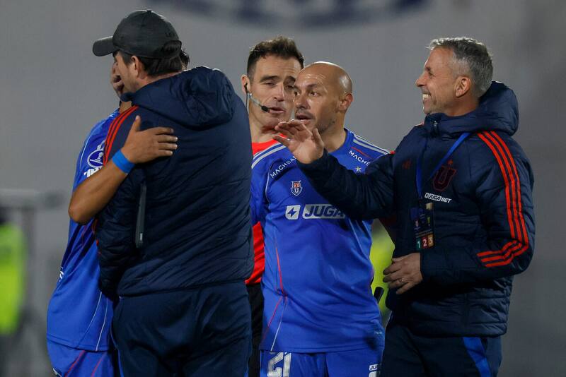 en la victoria de la U en Copa Sudamericana. Foto: Aton.