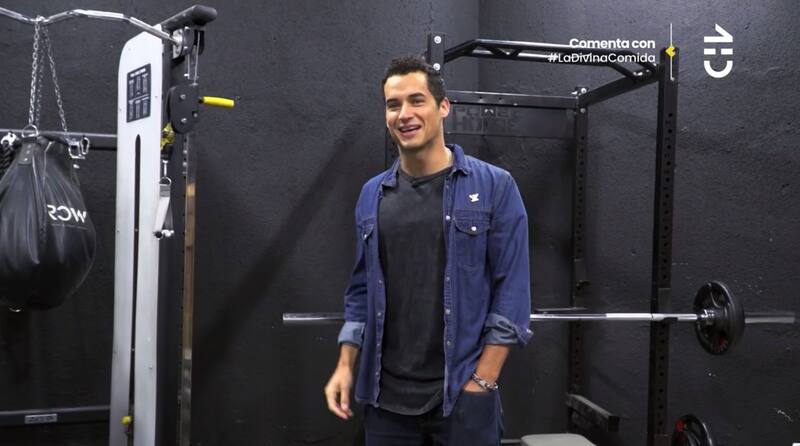 El actor e influencer mostró en “La Divina Comida” su casa donde convive con otros 4 creadores de contenido y colaboran juntos en subir videos en sus distintas redes sociales.