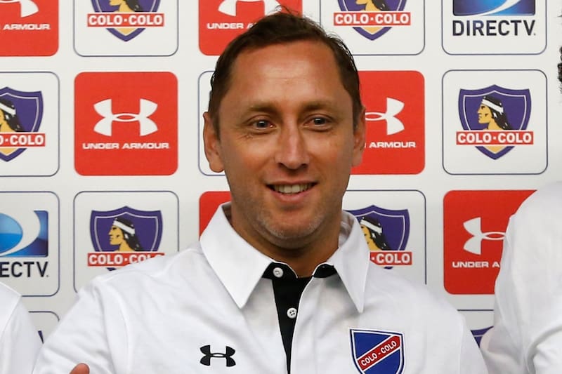 El ex futbolista expresó sus ganas de dirigir el primer equipo masculino de Colo Colo.
