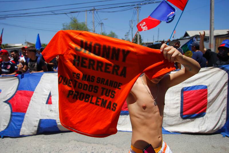 Manifestación en apoyo a Johnny Herrera (2019).