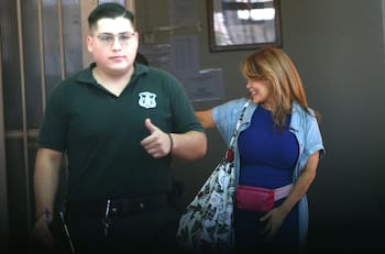 Regalo de cumpleaños: Cathy Barriga sale de la cárcel y queda con arresto domiciliario nocturno