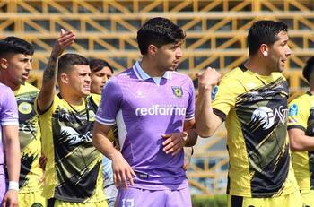 "Estamos destinados a bajar": Hinchas de Deportes Concepción furiosos tras quedar con un pie en el amateurismo