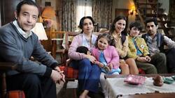 “Mi hija menor tiene polola”: Así es la vida de algunos personajes de la familia Herrera López de "Los 80" en el 2021