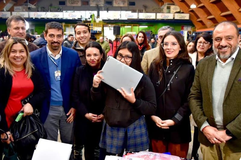 El programa está dirigido a estudiantes que cumplen con los antecedentes requeridos. Créditos: Junaeb