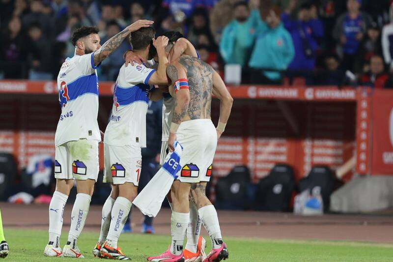 terminó con el invicto de la U en el Campeonato Nacional. Todavía se habla del gol de Fernando Zampedri. Foto: Agencia Aton.