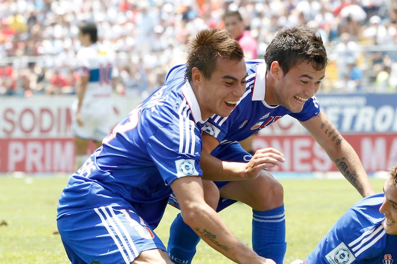 Charles Aránguiz y Eduardo Vargas en 2011.