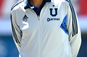 Nuevo técnico de la U pasa la podadora: cortó a 4 jugadores