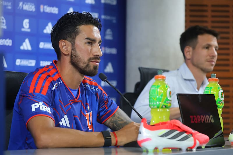 “Yo no estuve errado”: Lucero rompió el silencio por su salida de Colo Colo y expuso el temor de Manuel Mayo. Foto: Aton.