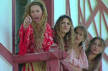 Con éxito y un sentido homenaje a los que no están: Así fue el retorno de Romané a TVN