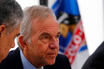 Gabriel Ruiz-Tagle en la mira: Ordenan liberar mails por venta de más de 1 millón de acciones de Colo Colo con información privilegiada