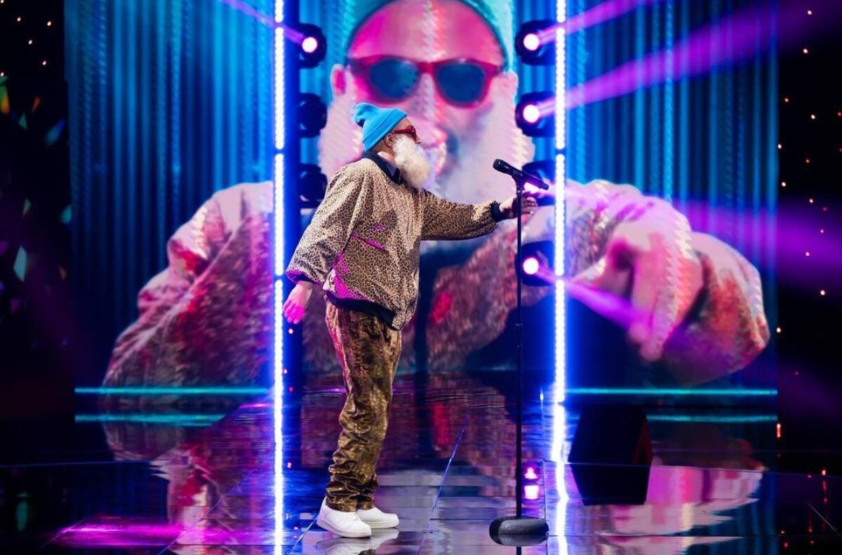 “Me sorprendió”: Javiera Contador quedó encantada con la presentación de Gustavo Becerra como el “Macha”, de Chico Trujillo, en “The Covers”