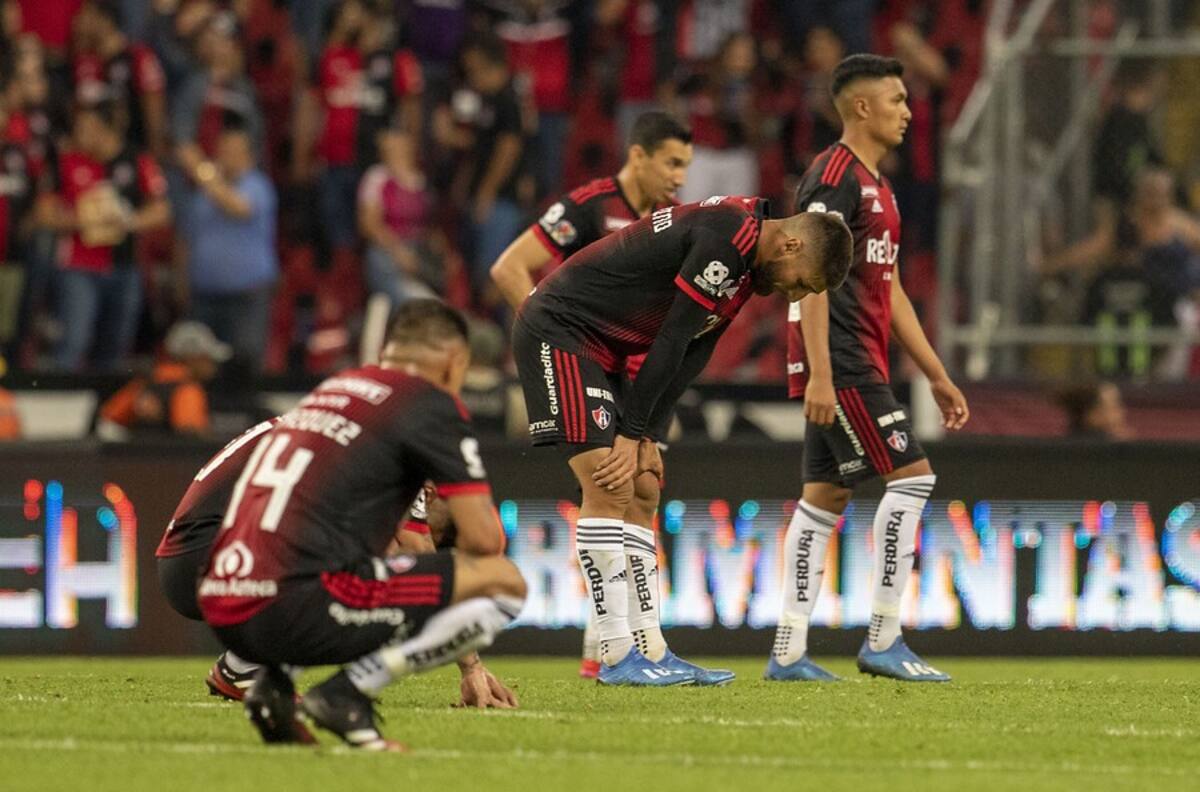 Atlas de Jeraldino y Reyes cayó ante Toluca y continúa como colista en la Liga MX