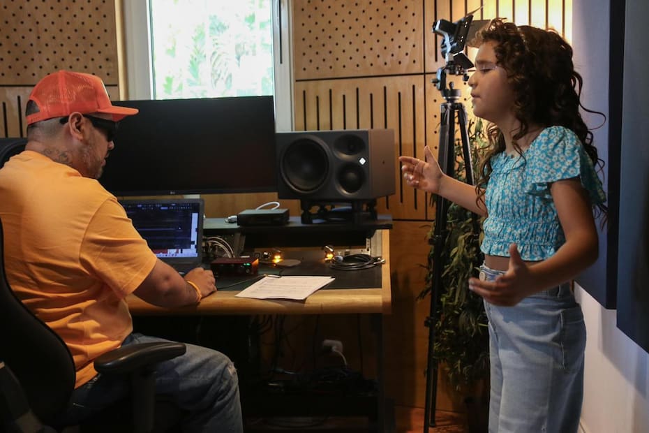 Vladi Cachai y Josefina trabajaron juntos para el primer tema de la niña.