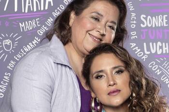 "Me quitó su apellido": Pamela Leiva recordó la drástica reacción que tuvo su mamá cuando descubrió que se hizo un piercing, hace años atrás