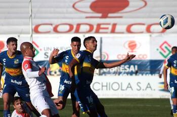 VIDEO | Figura de Everton se disculpó por increpar a sus hinchas tras empate vs Cobresal: "Salí un poco caliente"