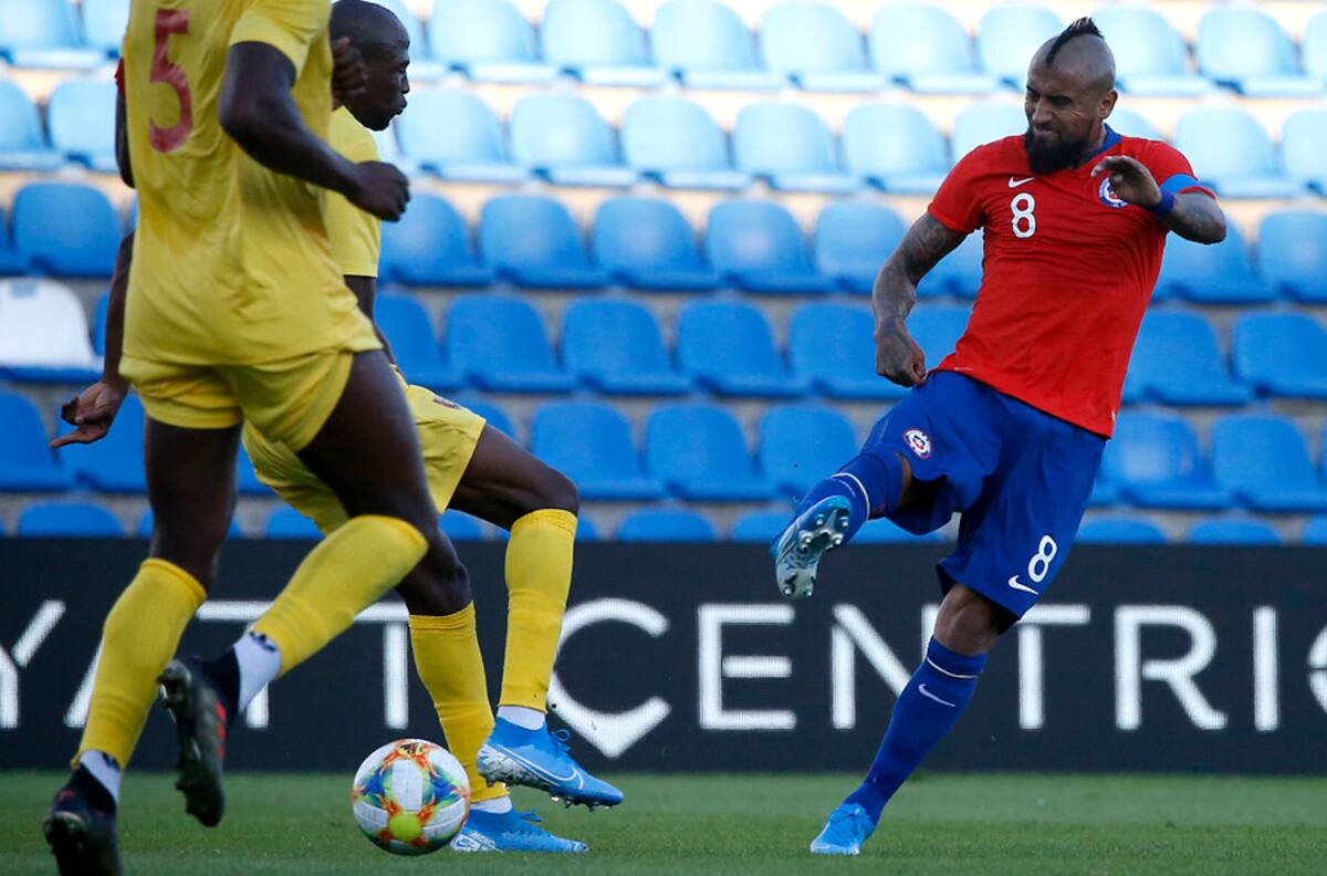 Así vivimos el complicado triunfo de Chile ante Guinea.