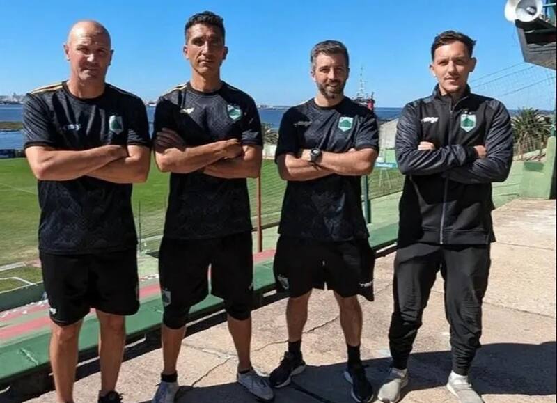 sueña con dirigir a Colo Colo en algún momento de su carrera. Foto: @Ramplajuniorsfc.