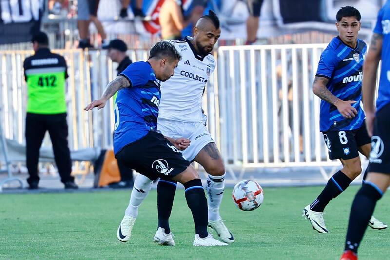 El partido se suspendió en el minuto 76.