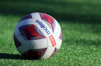 Nueva cancha para el fútbol chileno: 700 millones de pesos y beneficiará a 3 clubes