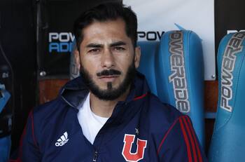 Johnny Herrera lanzó nueva crítica a Ronnie Fernández tras victoria de la U y le dio un "tirón de mechas a Holan"