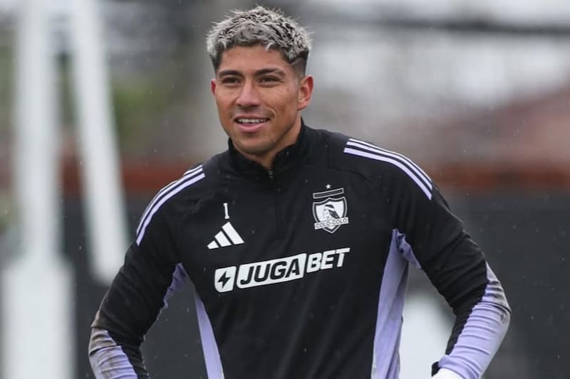 El portero tiene conversaciones avanzadas para ser nuevo refuerzo del Club Puebla. Foto: Colo Colo Oficial.