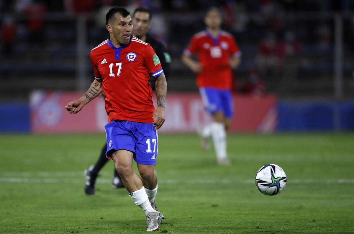 Con línea de tres y una sorpresa: la formación que ensayó La Roja a un día del duelo ante Bolivia