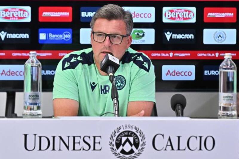 El técnico del Udinese volvió a darse vueltas para referirse a la situación de Alexis Sánchez en el equipo. (Foto: @Udinese_1896)