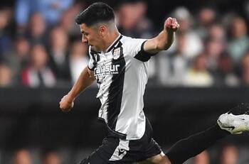 Milagro de futbolista chileno: estaba a ocho puntos de la salvación y evitó el descenso a 2 fechas del final