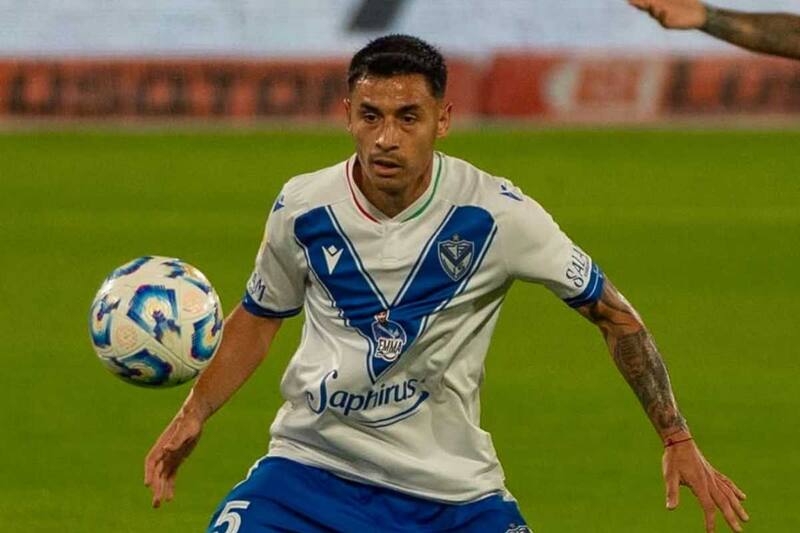 Acaba de ser campeón, pero se abre a volver al Cacique.