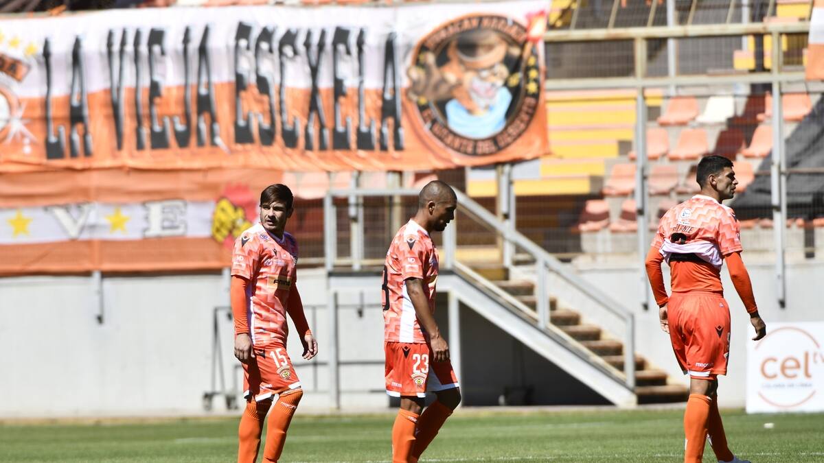 Héctor "Ligua" Puebla arremete: "Muchos quisieron que Cobreloa estuviese en esta situación"