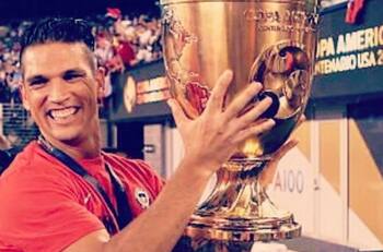 Mark González: "En la Copa América Centenario jugábamos solos"