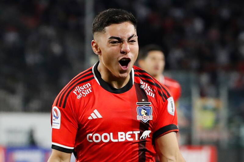 El joven delantero de Colo Colo podría partir al fútbol mexicano. (Foto: Agencia Aton)