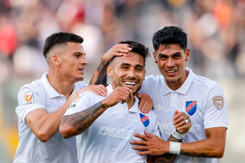 lucha por ser titular ante Fortaleza. Foto: Aton.