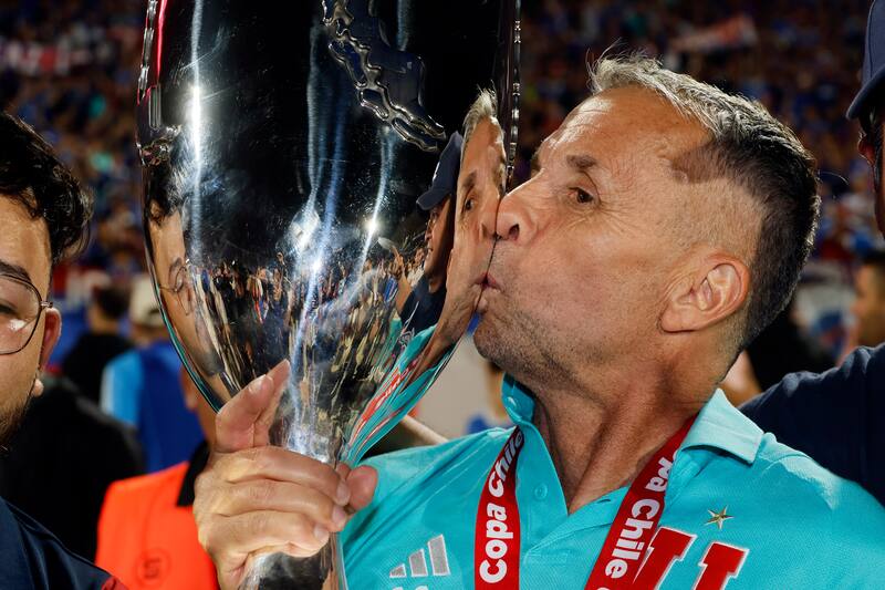El técnico ganador de la Copa Chile enfrenta un año bisagra para su carrera con la participación en Copa Libertadores al mando de un club con historia.
