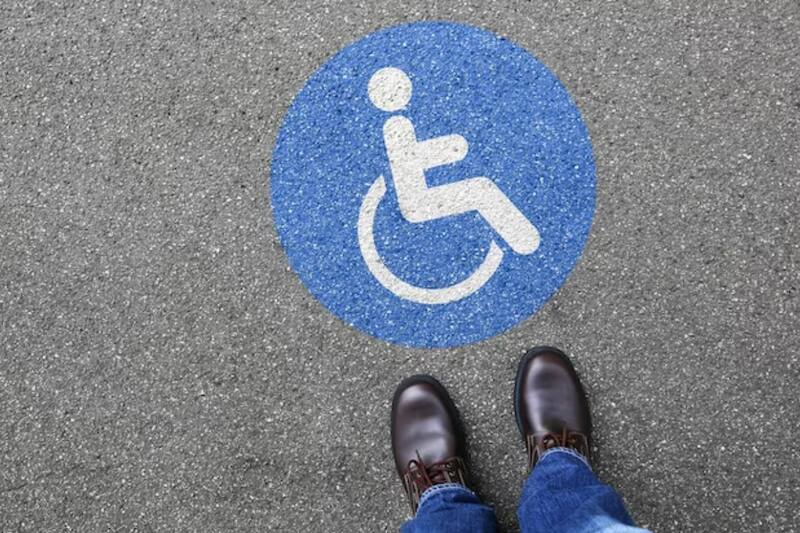 Conoce los cursos disponibles para personas con discapacidad.